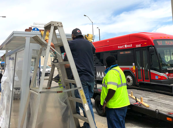 Shelter installation on Grand